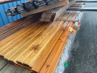 Ca. 21x Douglas Dubbele Rhombus, 25x137mm, lengte 7/300cm, 14/400cm